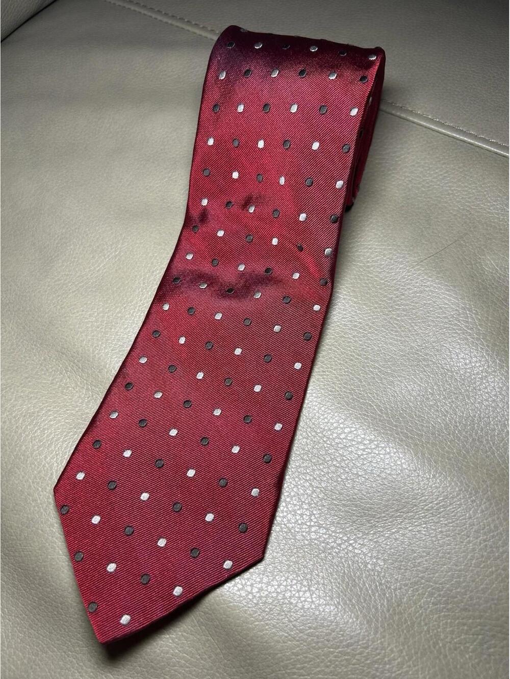 Brooks Brothers Makers Men’s 100% Silk Tie Necktie Red W/ Gray Green Dots T1